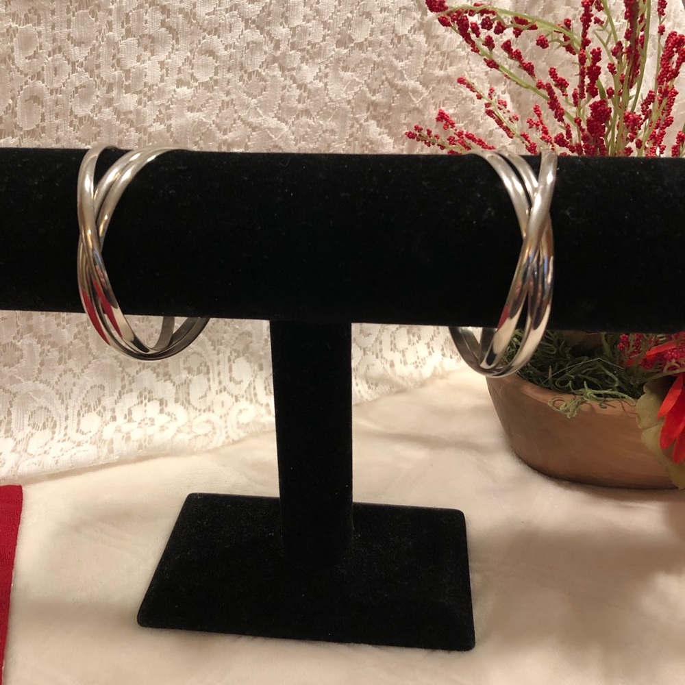 3 Interlocking Bangle Bundle